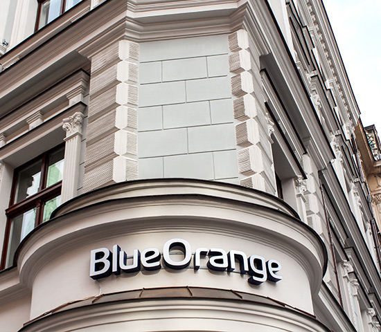 На основании данных Dienas Bizness, Lursoft и LIAA, составлен ТОП 500 самых крупных предприятий Латвии, в число которых входит AS BlueOrange Bank.