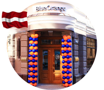 Stipru valsti veido gudri cilvēki. BlueOrange