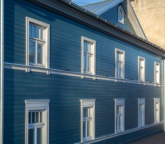 The renovated two-story residential house is designed by the eminent architect, Konstantins Peksens, and is located in Grizinkalns, on Valmieras street 47.