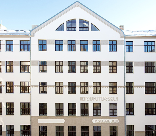 A historical building renovated on Caka Street by the company “One Development” using the loan in the amount of 2.1 million EUR, provided by BlueOrange Bank.