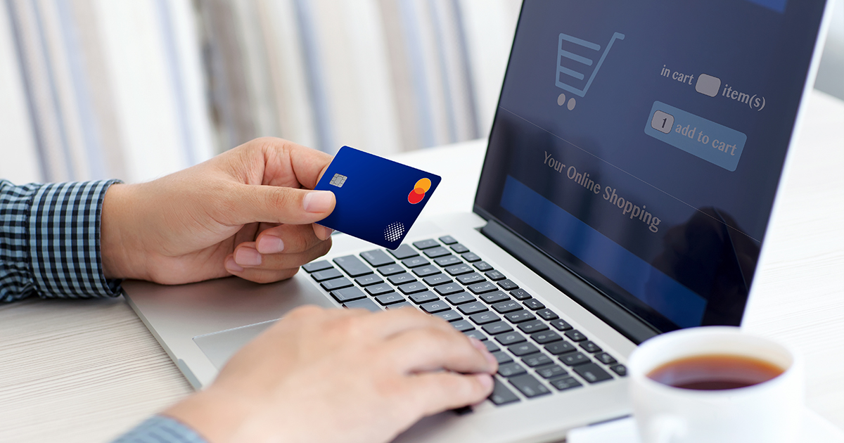 Корзина покупок в интернете в среднем в два раза больше, чем при оплате наличными или картой непосредственно в магазине.